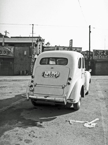 (04-2d)(153-14) 1949-53 Ford Prefect 4dr Saloon.jpg